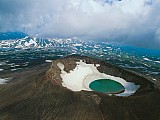 Russie - Kamchatka - Lac dans le cratere du volcan Mutnovsky